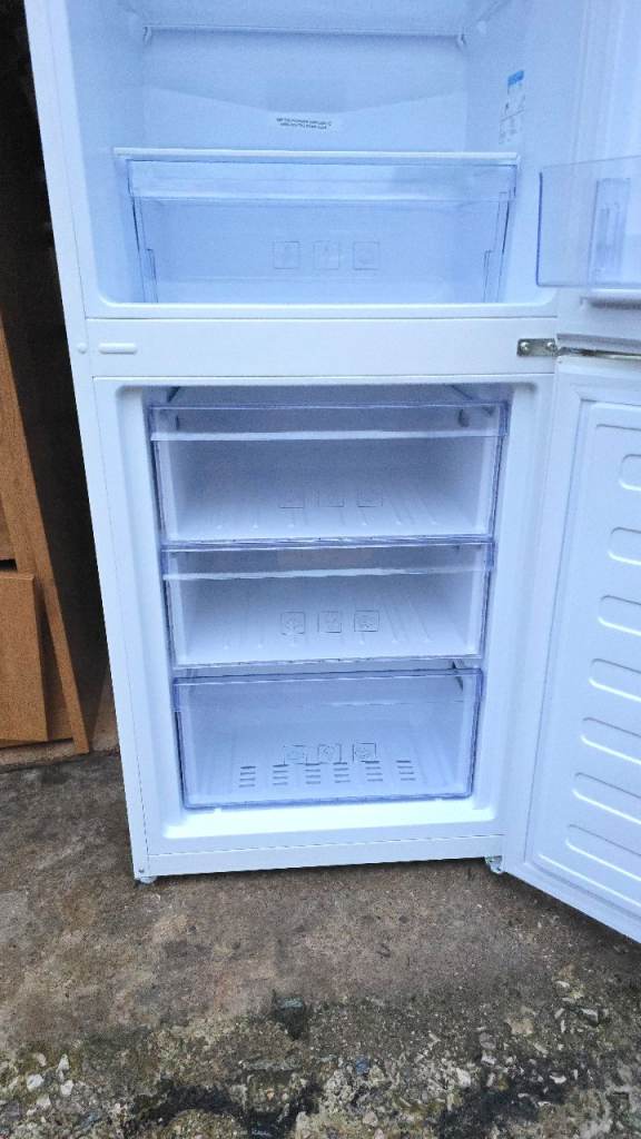 Beko Fridge Freezer  - Great Condition  - Can deliver locally from £7