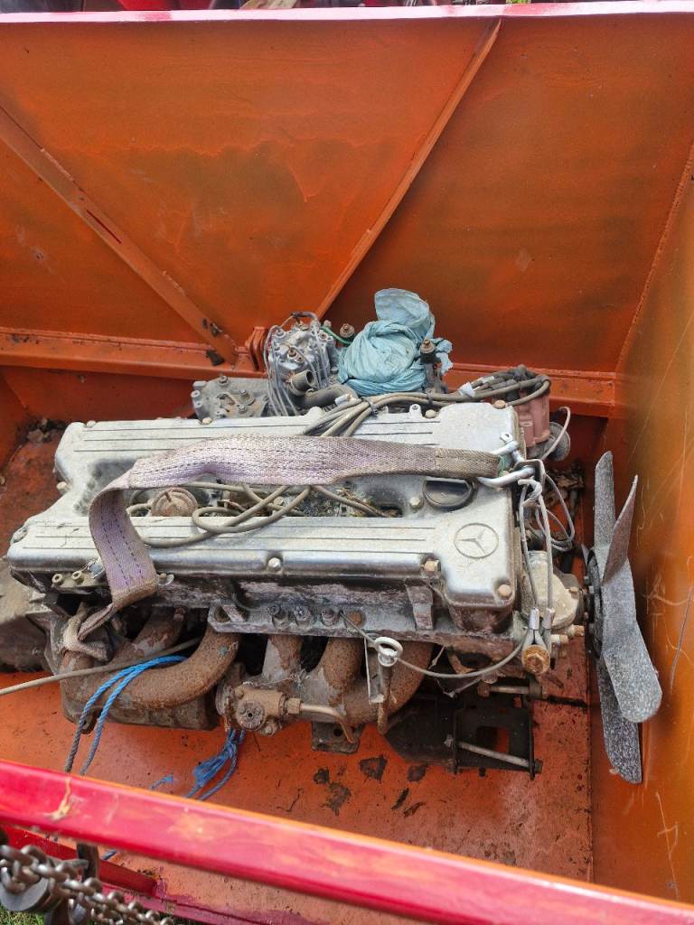 Mercedes g wagon ge280 engine m110 