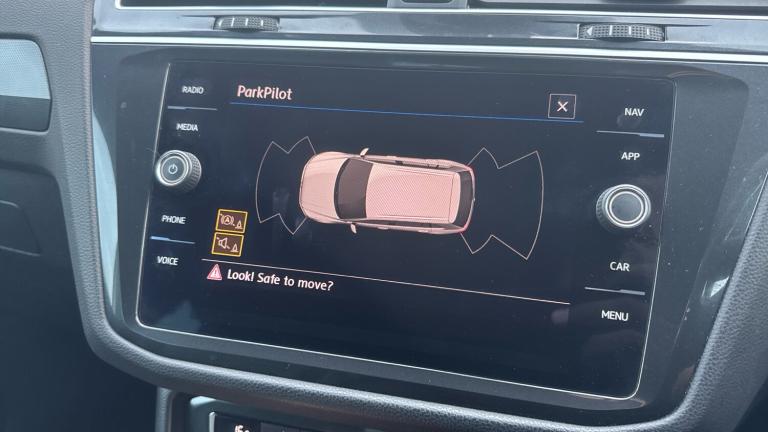 2018 Volkswagen Tiguan 2.0 TDi 150 R-Line 5dr Diesel Estate Estate Diesel Manual