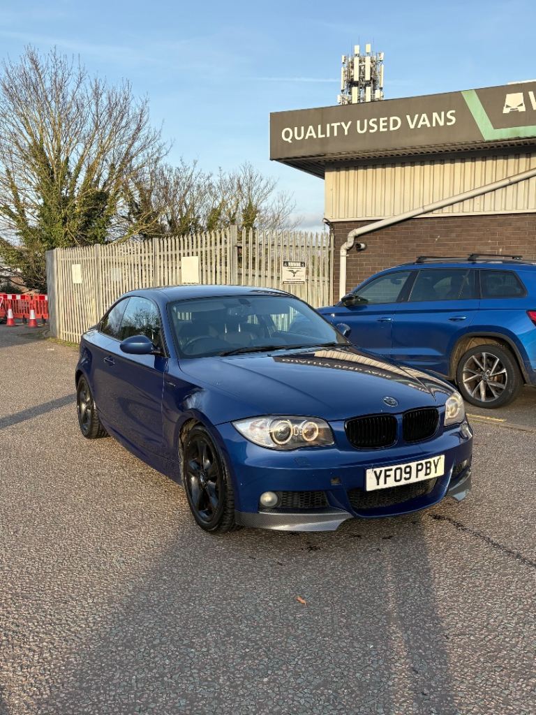 BMW, 1 SERIES, Coupe, 2009, Manual, 1995 (cc), 2 doors