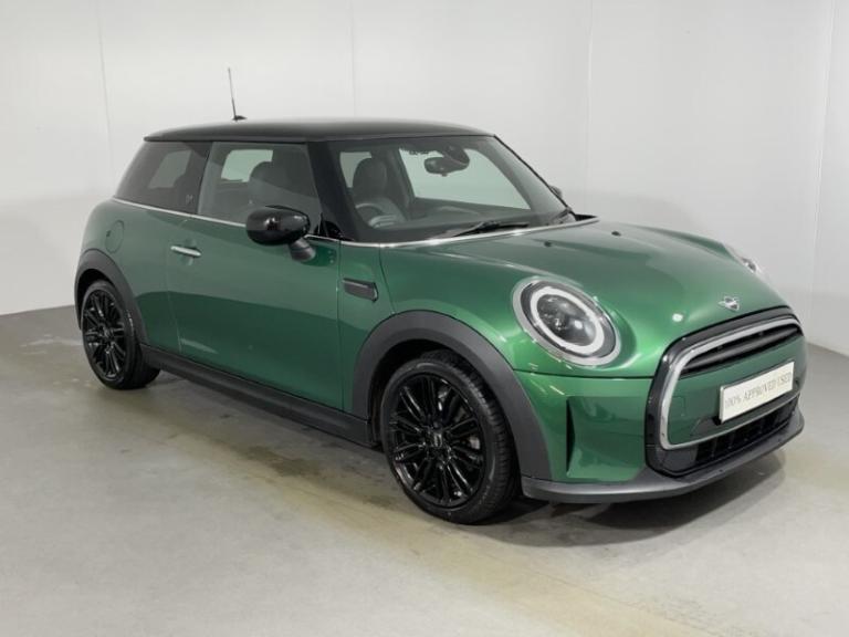 MINI HATCHBACK 1.5 Cooper Exclusive Premium 3dr Auto