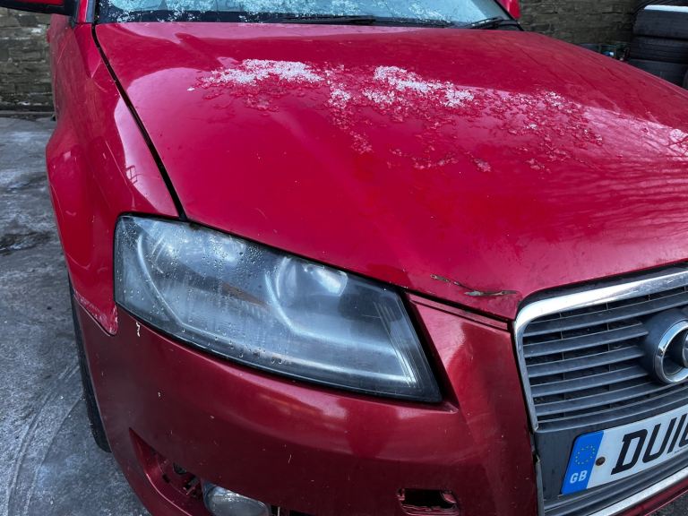 AUDI A3 8P 08-12 DRIVER HEADLIGHT HALOGEN 