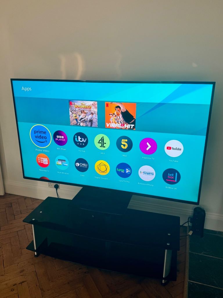 Panasonic TX-65DX902B (No Pedestal) & Optional Stand. See Description.