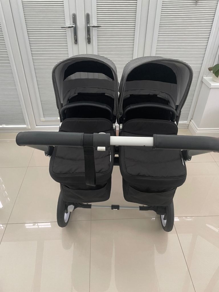 Bugaboo Donkey 3 “Twin” Carrycot and Pushchair set