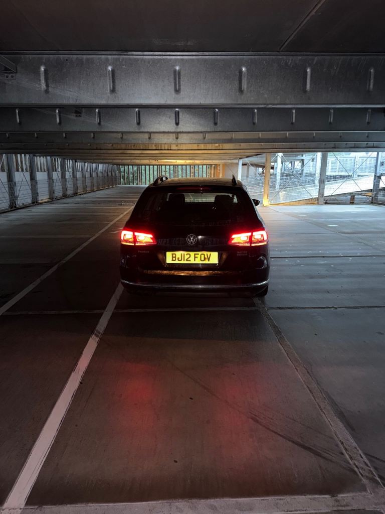 Volkswagen, PASSAT, Estate, 2012, Manual, 1968 (cc), 5 doors