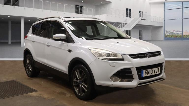 2013 Ford Kuga 2.0 TDCi 163 Titanium X 4WD 5dr ++ PANROOF / NAV / LEATHER / 12 SERVICES ++ HATCHB...