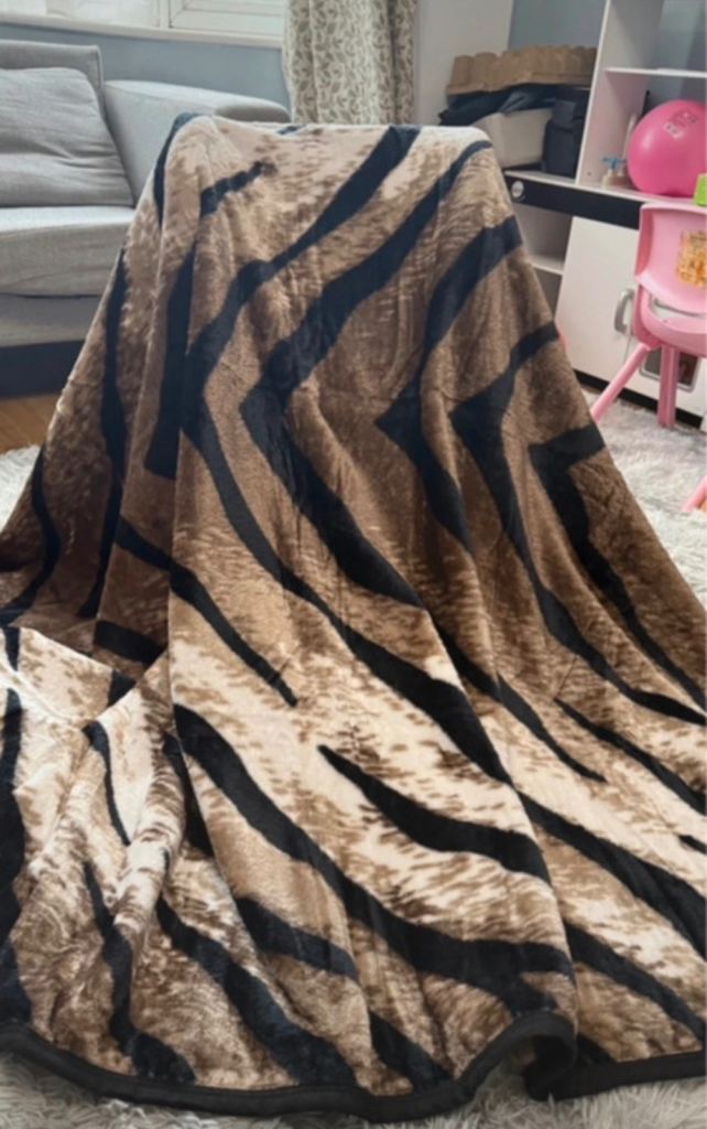 New Tiger Skin Natural Mink Faux Fur Throw