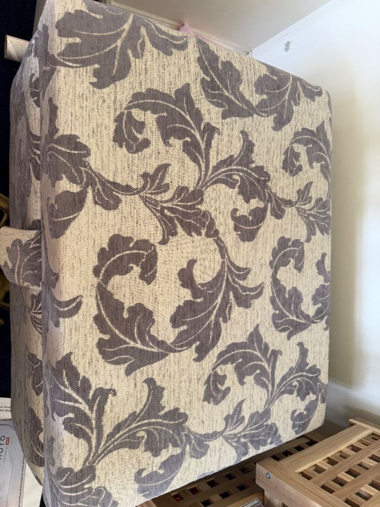 Grey Patterned Storage Ottoman – Good Condition