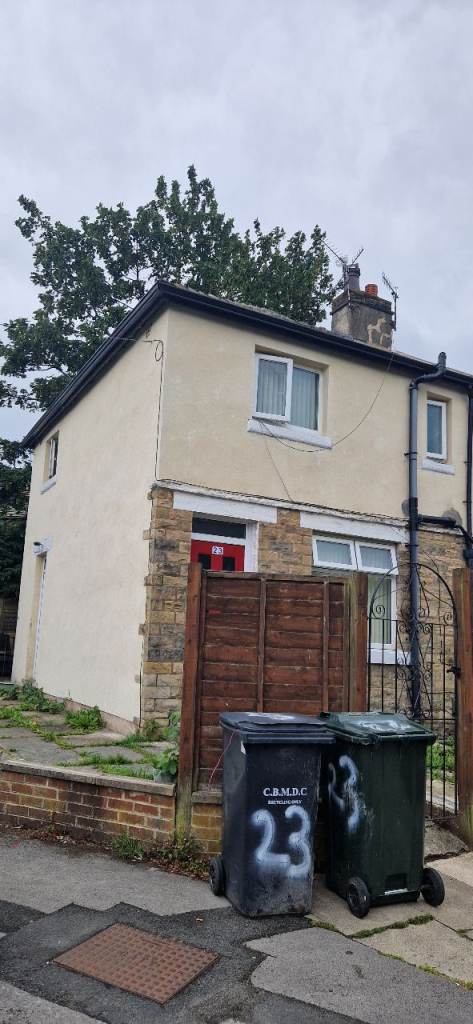 2 bedroom house to let bd7