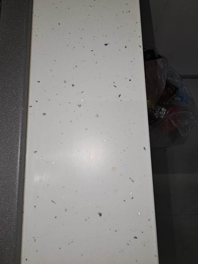 Offcuts slimline white quartz effect laminate worktops