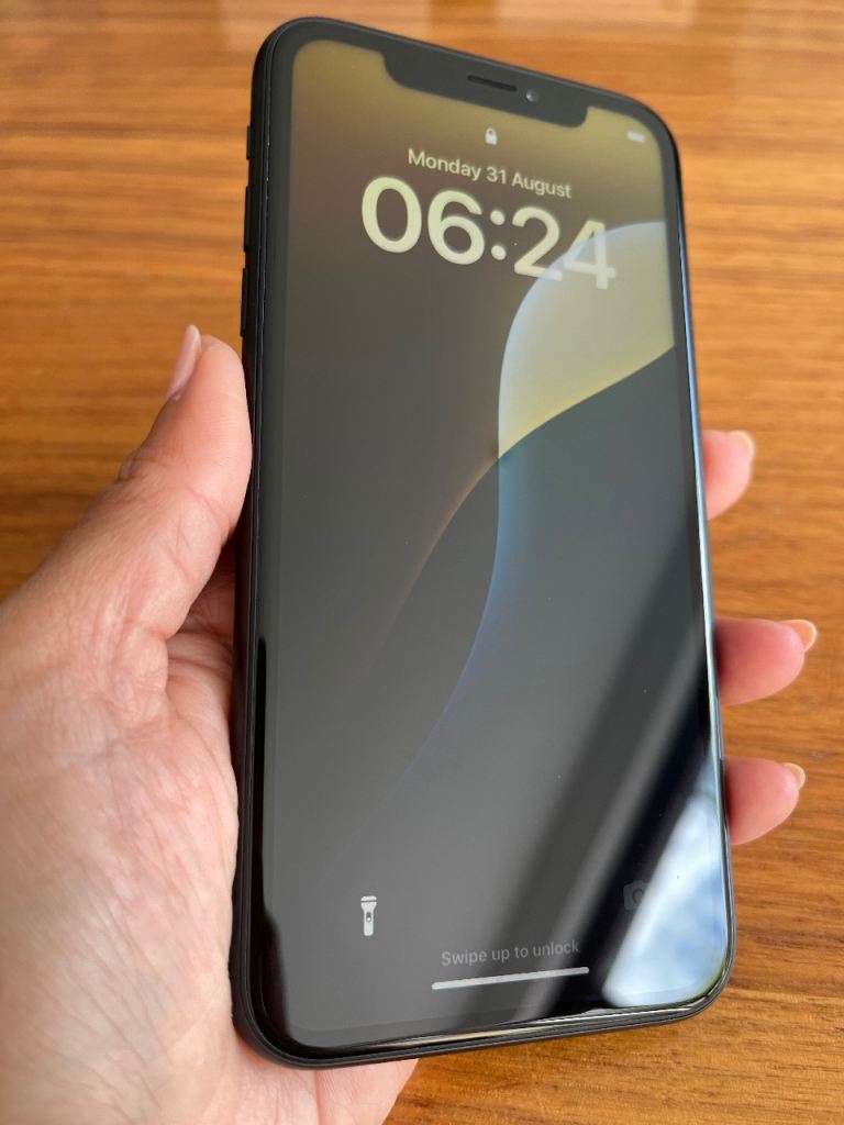 Apple iPhone 11 Black – As Good As New, 96% Battery Health