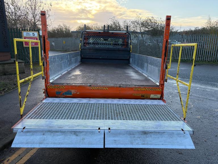 70 Ford Transit 130 350 rwd 14ft dropside/flatbed pickup with taillifed NO vat 