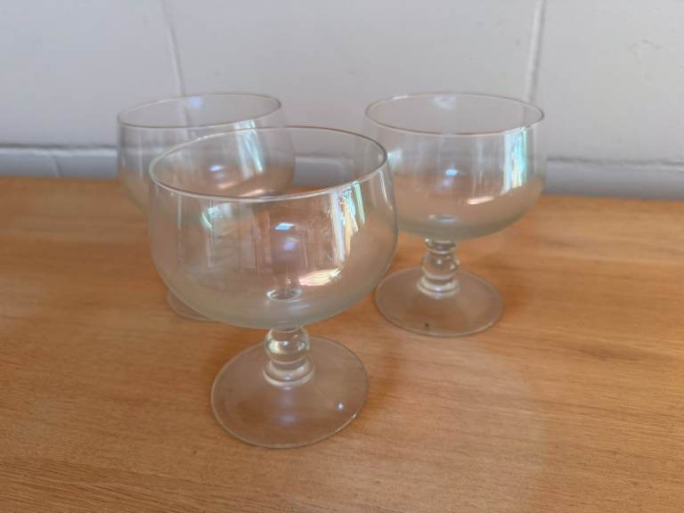 3x glass coupes