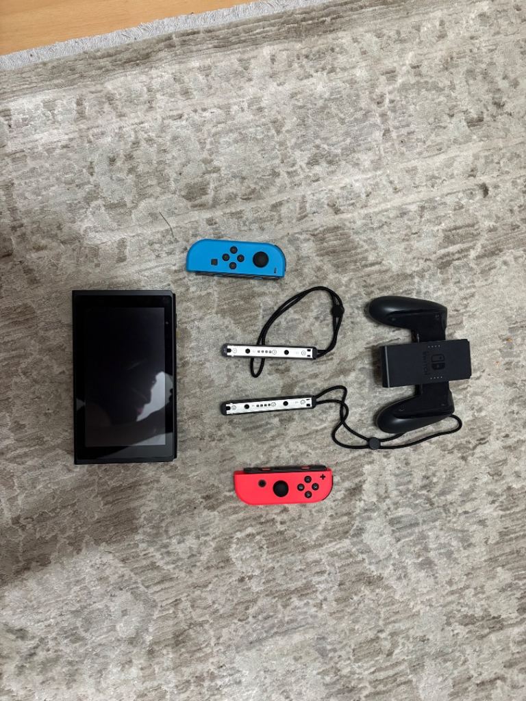 Nintendo switch + Mario Kart digital for sale