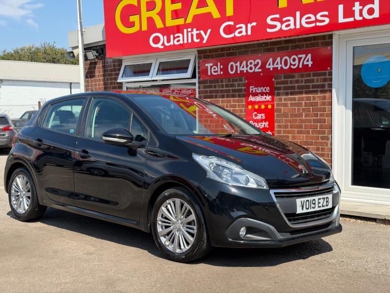 Peugeot 208 1.2 PureTech 82 Signature 5dr [Start Stop] Petrol