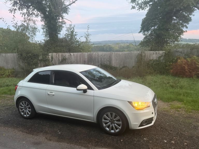Audi, A1, Hatchback, 2012, Manual, 1598 (cc), 3 doors
