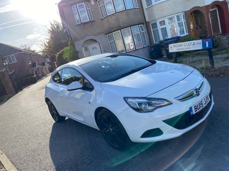 Very low mileage 72k! ULEZZ FREE 2015 Vauxhall Astra GTC Turbo Sport 