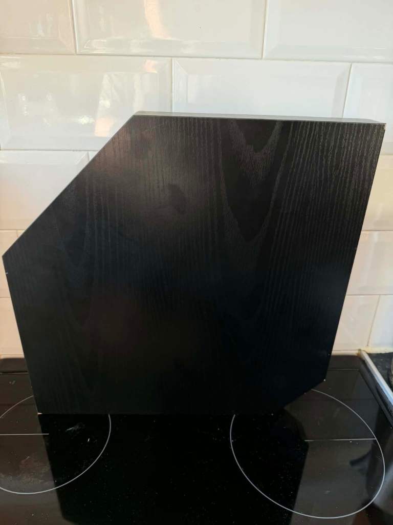 Black corner shelf 
