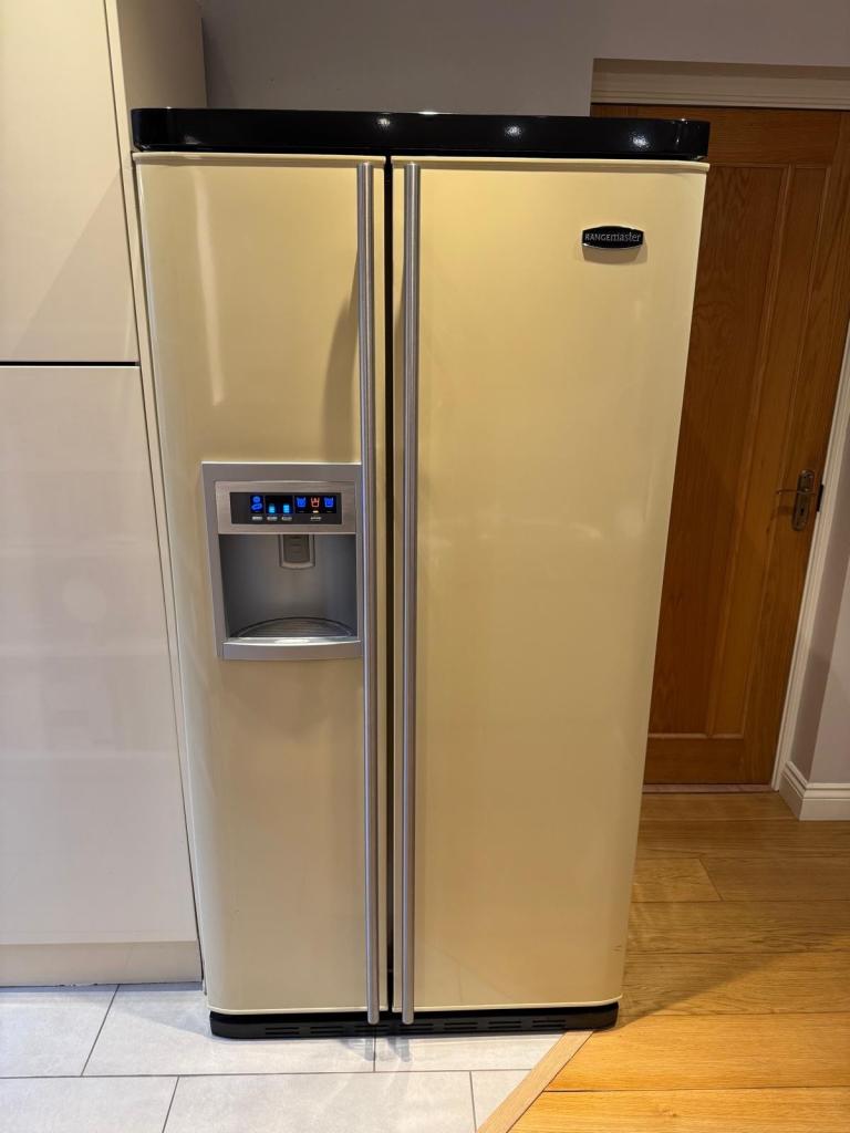 American fridge freezer 