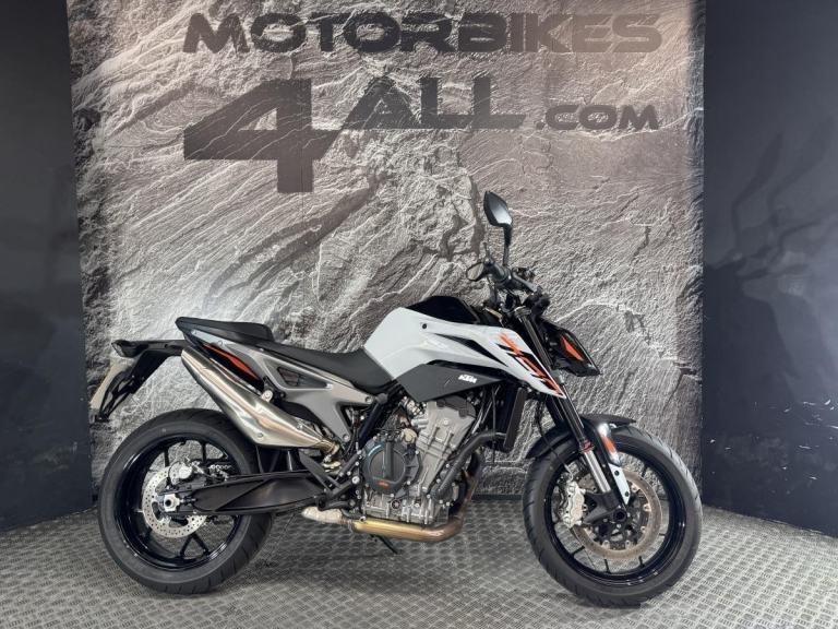 KTM 790 DUKE 2024