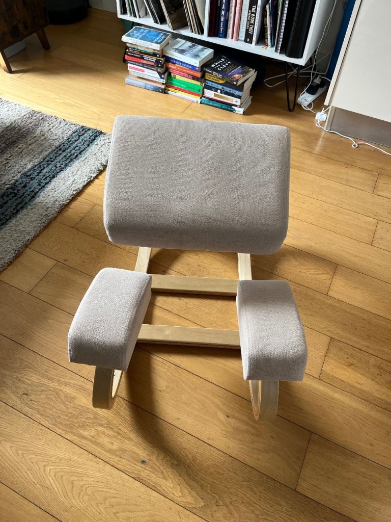 Ergonomic Kneeling Chair