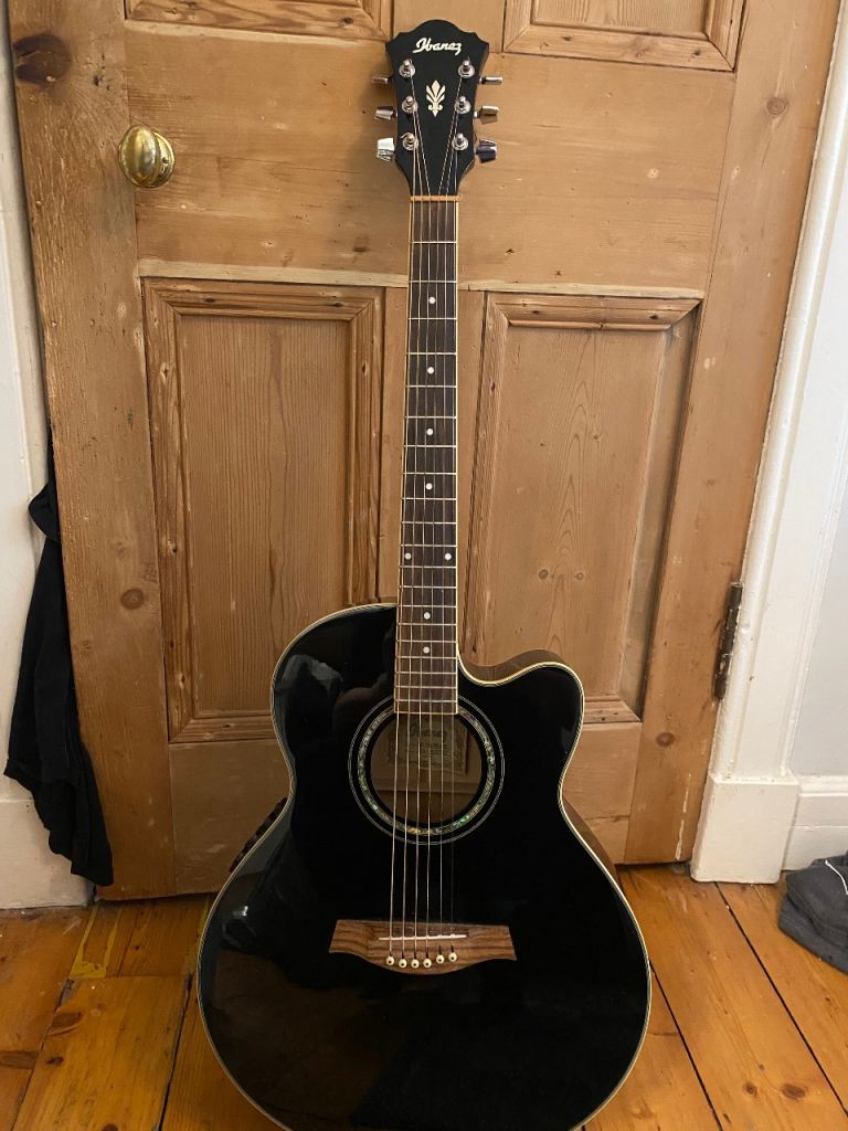 Ibanez (AEL10E-BK)acoustic guitar with CNB gig bag