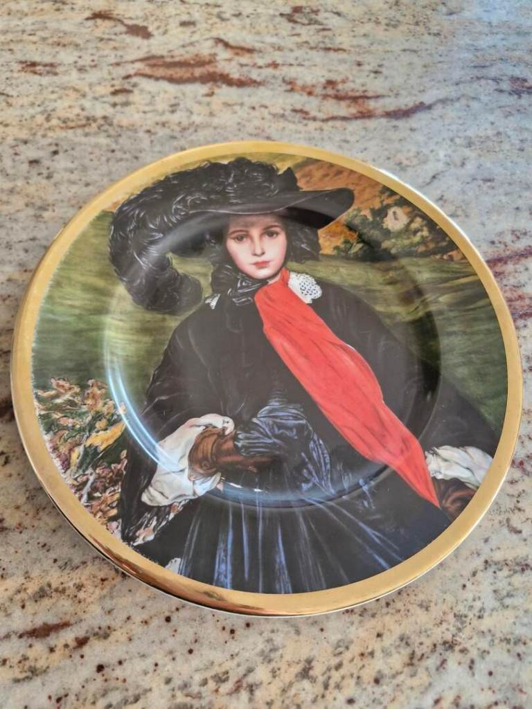 Vintage Decorative Wall Plate "Miss May Sartoris" by Frédéric Lord Leighton (LARGE SIZE)