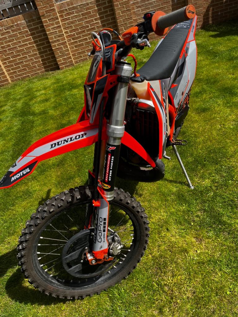 KTM, EXC, 300 registered as 125 on log