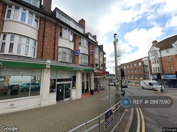 5 bedroom flat in Finchley Lane, Hendon, NW4 (5 bed) (#2887590)