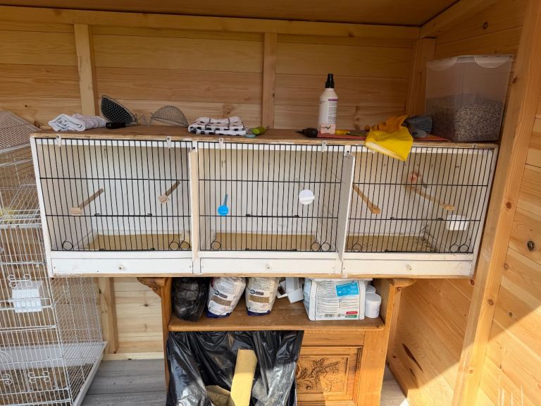 Breeding cages