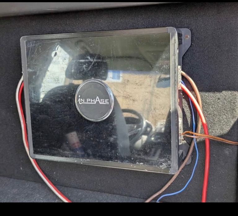 INPHASE 2400w mono block amp