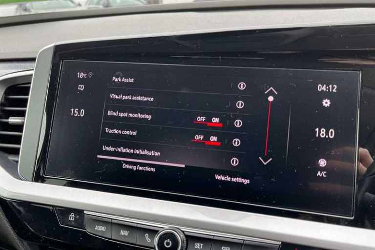 2023 Vauxhall Grandland 1.2 Turbo Ultimate 5dr Auto HATCHBACK PETROL Automatic