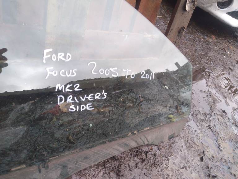Ford focus mk2 2005 to 2011 Driver's Side window 