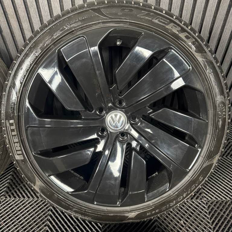 19'' GENUINE VW ARTEON MONTEVIDEO BLACK R LINE ALLOY WHEELS TYRES