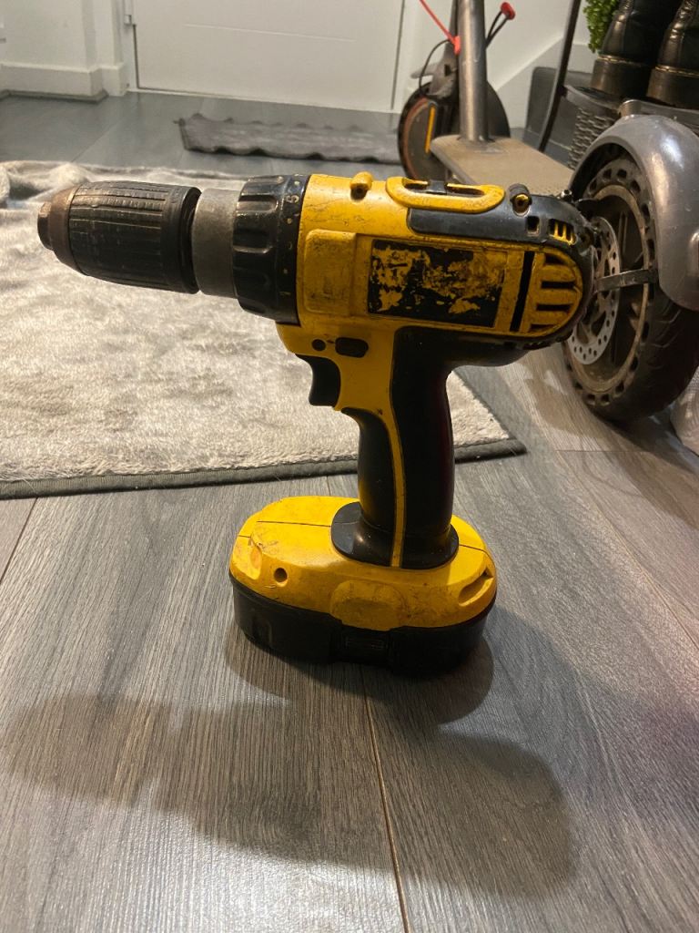 Dewalt drill 