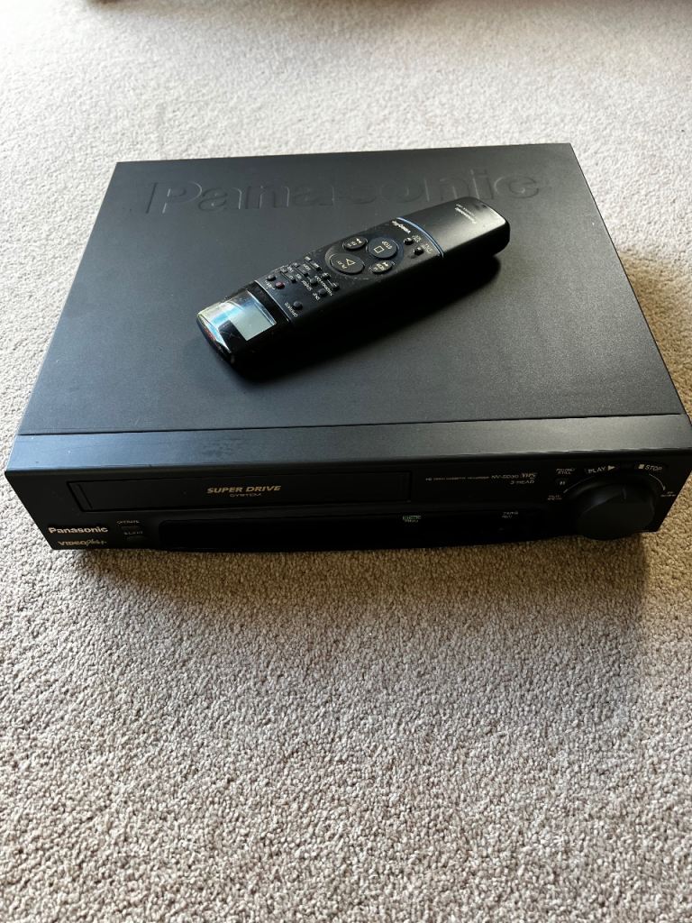 Panasonic VCR NV-SD30 Super Drive with Remote – Excellent condition 