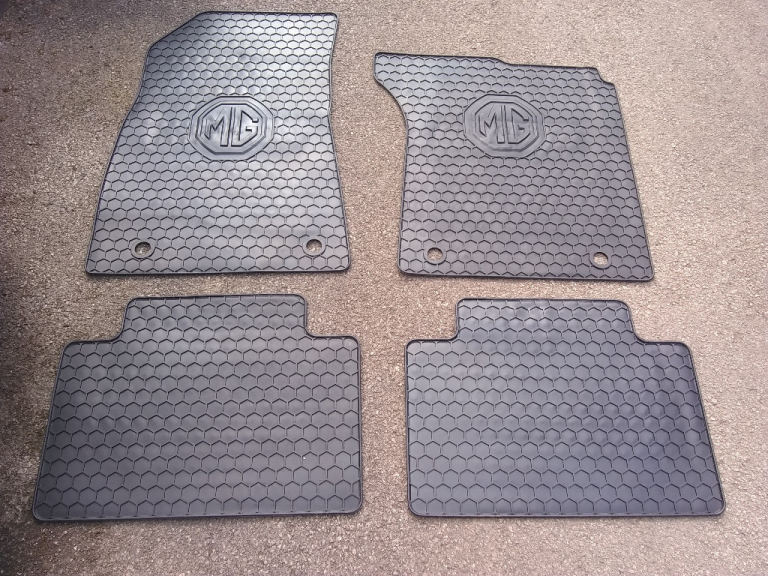 GENUINE MGZS RUBBER MAT SETS - PROTECT YOUR CARPET HALF PRICE