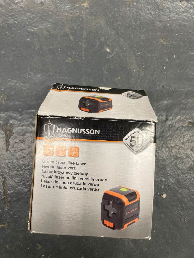 Magnusson Green Cross Line Laser Level – Self-Levelling, Compact, Accurate – Brand New in Box