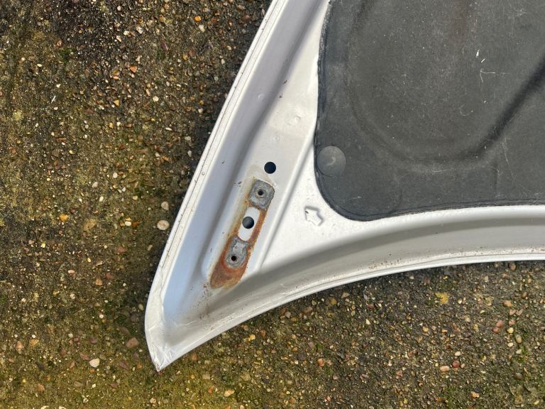 HONDA JAZZ MK2 BONNET IN SILVER 2005