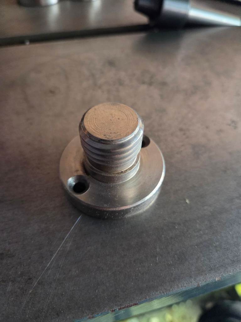 Metal 1 inch x 8tpi lathe chuck wall mount 