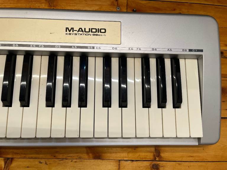 M-Audio Keystation 88es Midi Controller Keyboard Silver