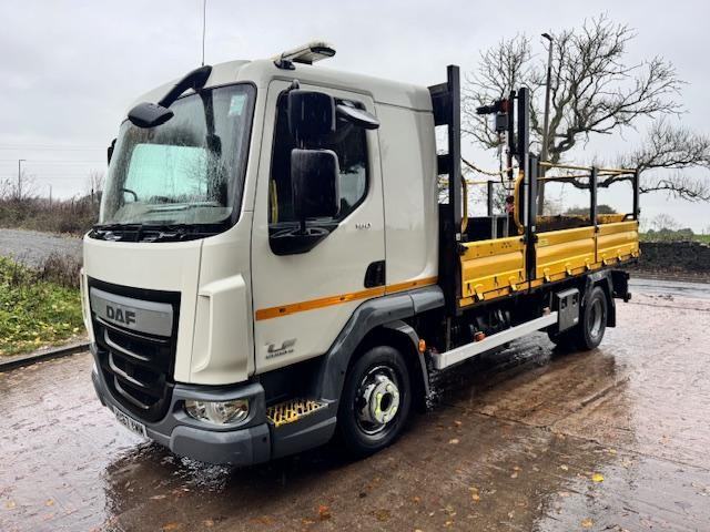 2017 67 DAF LF 180 E6 11ft tipper, front drop side swing lift tar chutes tow bar