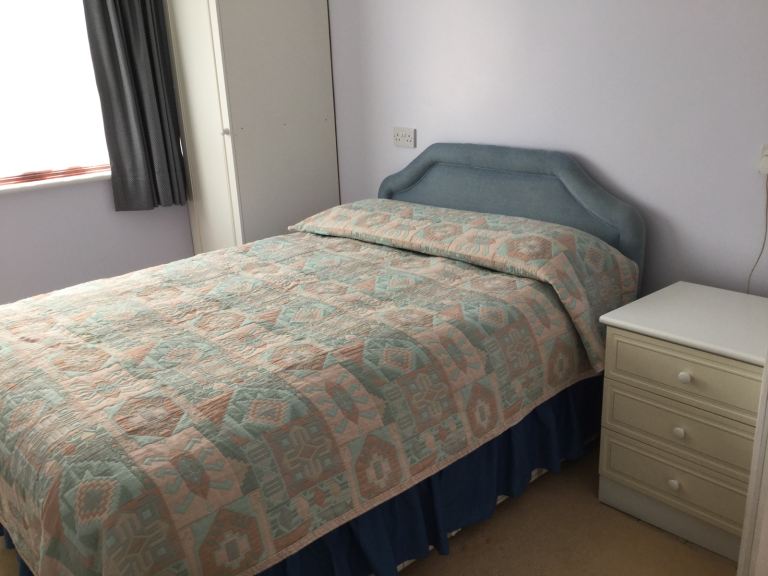 Double room to rent Hayes £695 incl bills per month