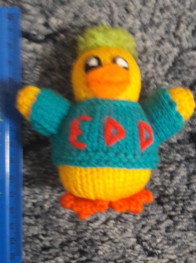 Hand knitted Chick toy – BRAND NEW – post or collect