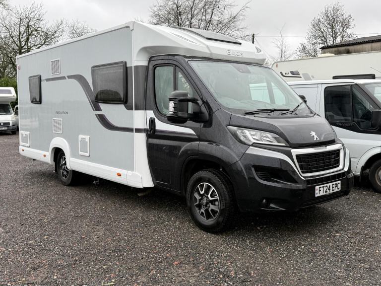 Elddis Evolution 150 island bed