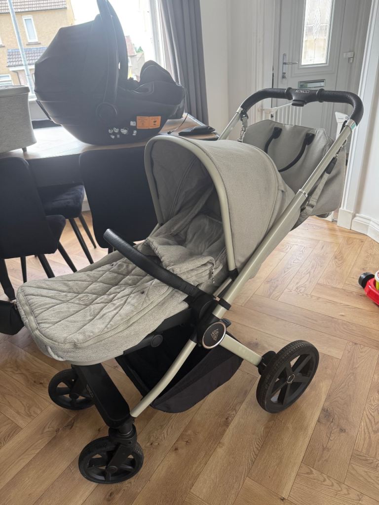 Venicci Tinum Upline Tiago 3 in 1 i-Size Isofix Travel System – Moonstone pram/buggy set