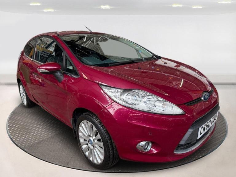 FORD FIESTA 1.4 Titanium LEATHER INTERIOR AUTOMATIC 2010