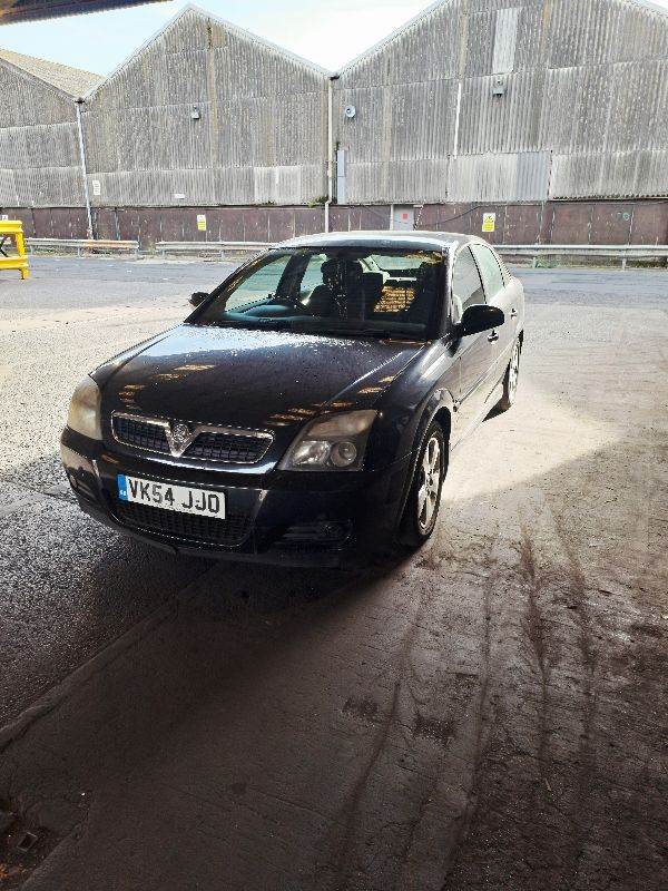 Vauxhall, VECTRA, Hatchback, 2004, Manual, 1910 (cc), 5 doors