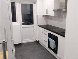 [BILLS INCLUDED] 1 Bedroom Flat with Own Modern Kitchen & Bathroom