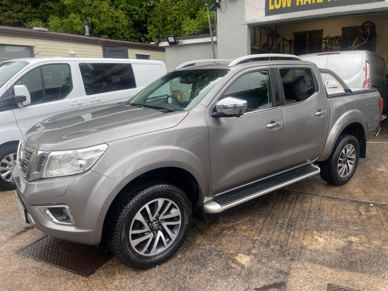 2017 Nissan Navara Double Cab Pick Up Tekna 2.3dCi 190 4WD PICK UP Diesel Manual